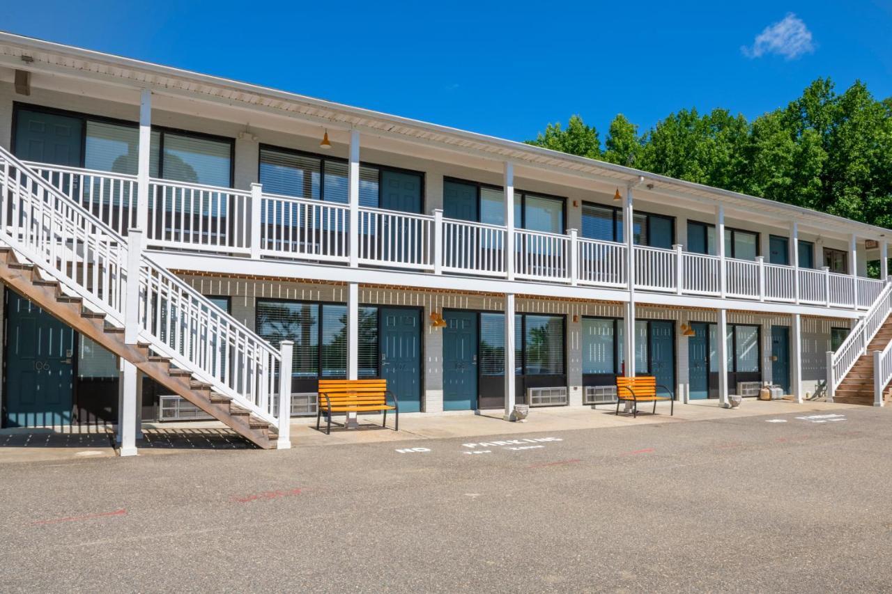 Rivers Rest Resort Toano Экстерьер фото